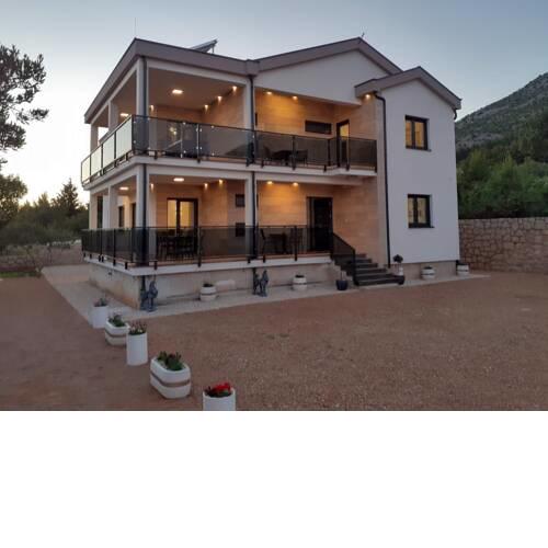 VILLA APARTMENTS FILIP