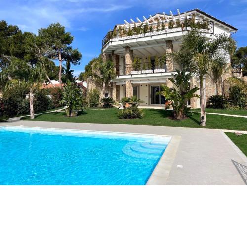 Villa Aquamarina Pavoncella Blu