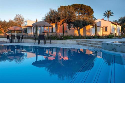 Villa Arancione con vista piscina