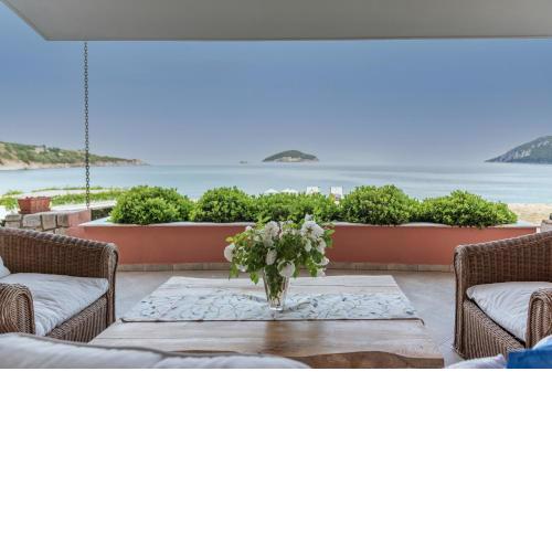 Villa Arethousa