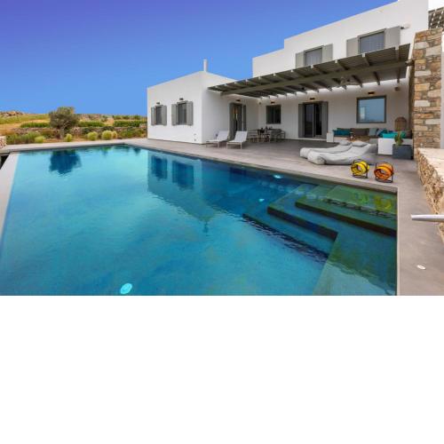 Villa Arleta in Punda Beach Paros for 8 with private pool