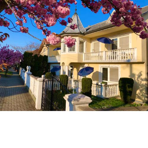 Villa AURA