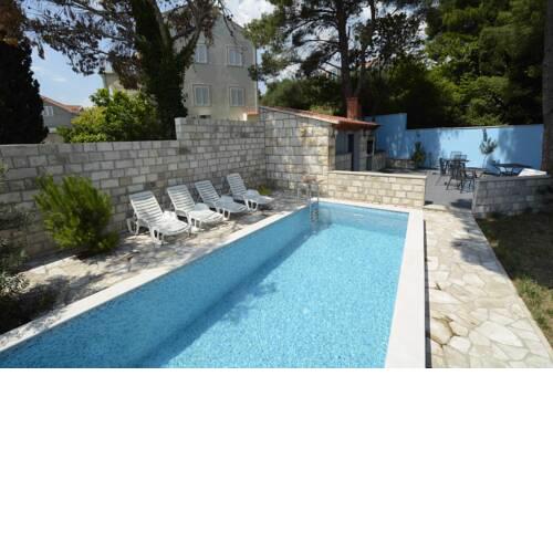 Villa Avantgarde B&B