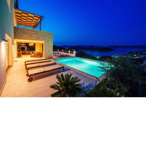 Villa Aya