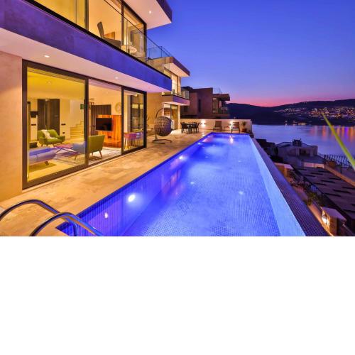 Villa Bank Two