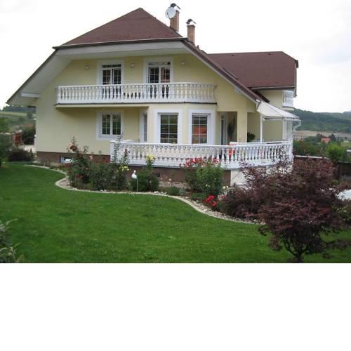 Villa Bella Bed & Breakfast