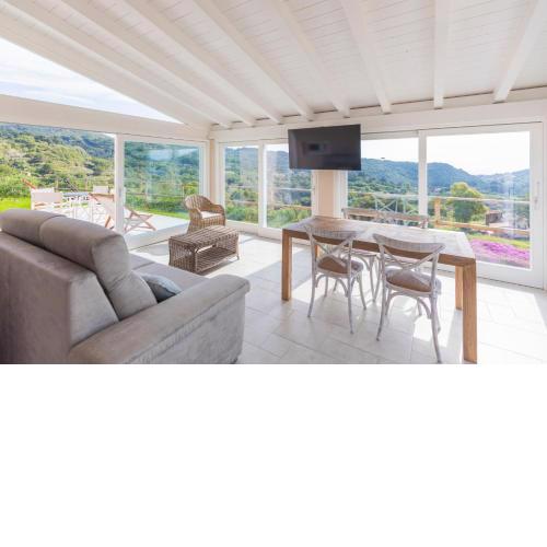 Villa Belvedere by HelloElba