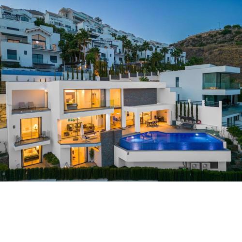 Villa Benalmadena Vistas al Mar Piscina Infinity