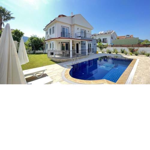 Villa Beril 4 Bedroom Private Villa