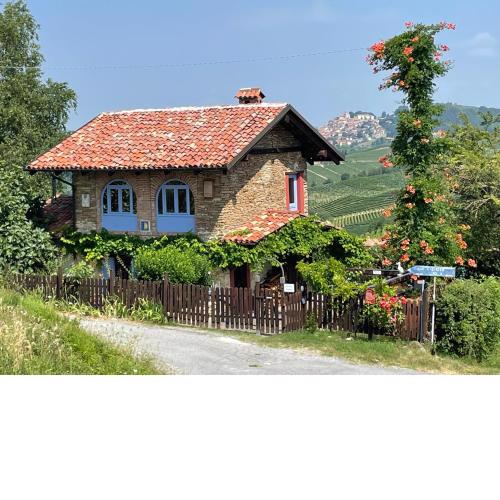 Villa Biancospino - luxury and private villa in Langhe