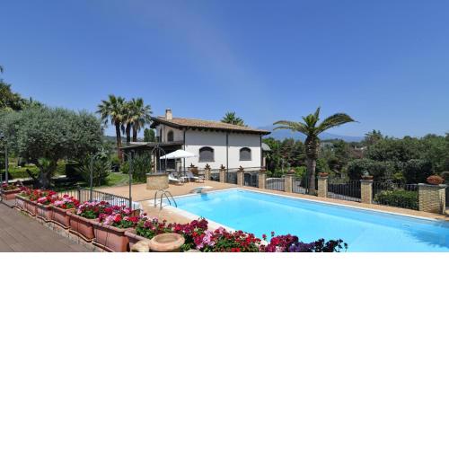 VILLA BIDDIZZA 8, Emma Villas