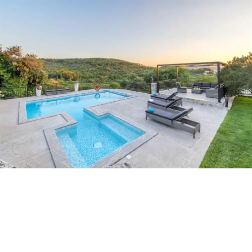 Villa Boulder