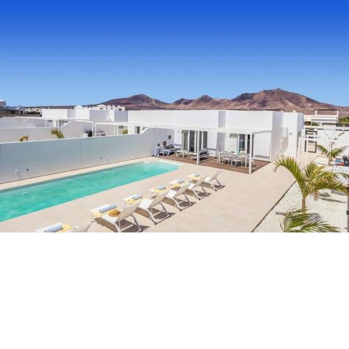 Villa Cal Playa Blanca - By Apricus Holidays