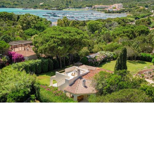 villa cala di volpe esmeralda