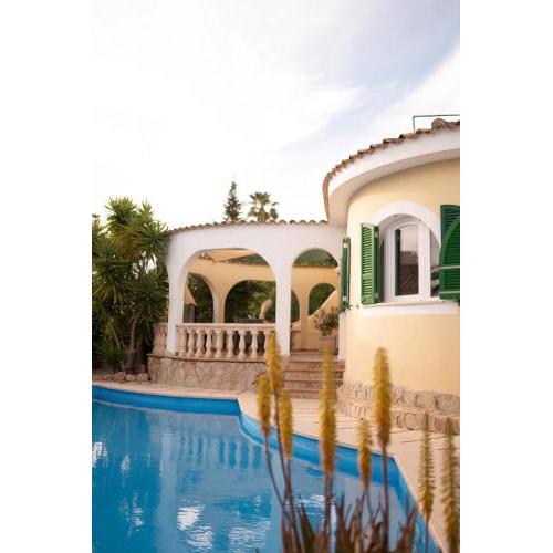 Villa Cala Mendia