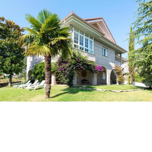 Villa Campo Das Medas.