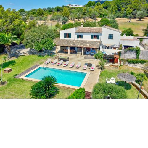 Villa Can Toni Pau by Villa Plus