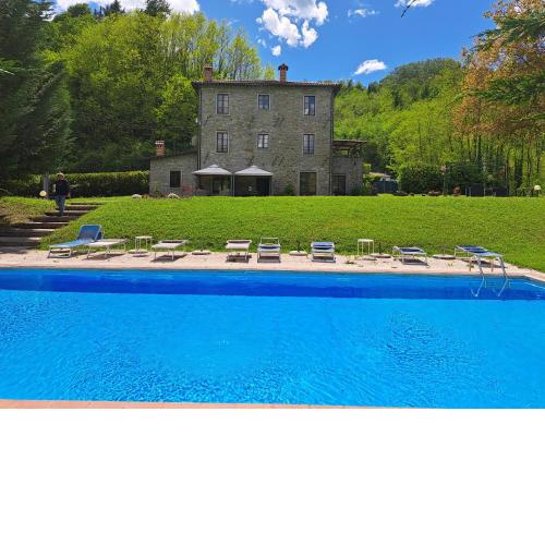 Villa Casa di Pietra en el norte de Lucca, Toscana