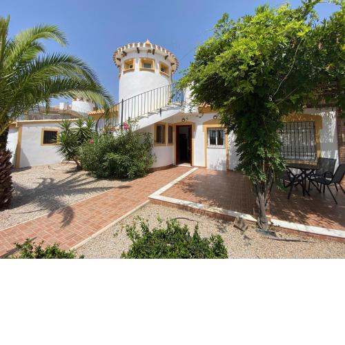 Villa Casa Maravilla near the coast