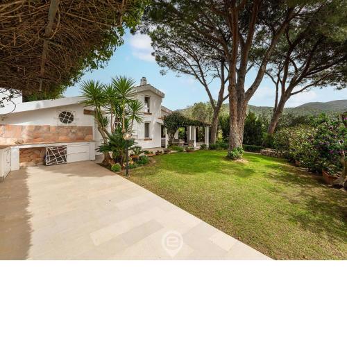 Villa Claudia - Wonderful Villa in Torre delle Stelle