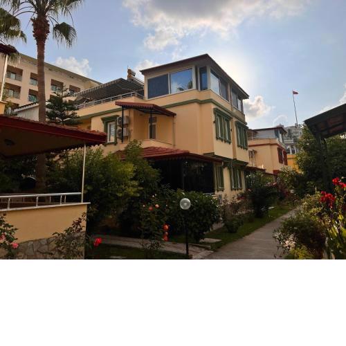 ViLLA CLUB KONAK 10