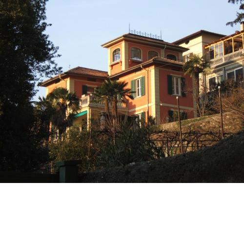 Villa Como Lake