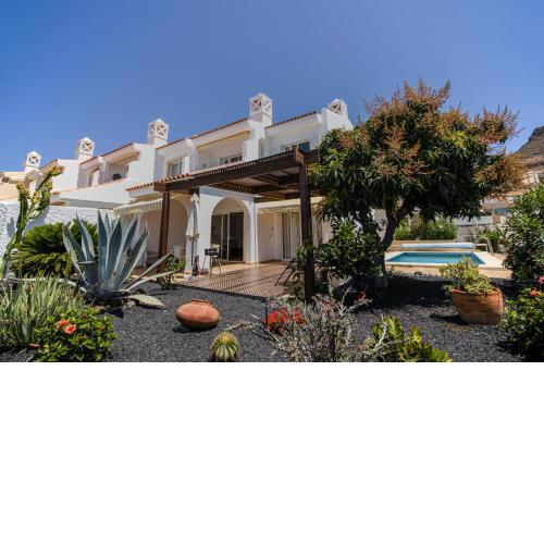 Villa con piscina privada en Costa Adeje
