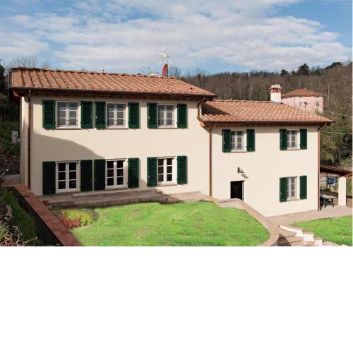 Villa con piscina