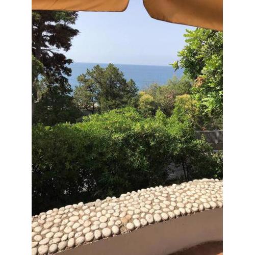 Villa con vista mare e spiaggia privata