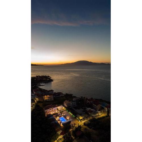 Villa Corali Apartments Sea Breath & Pool