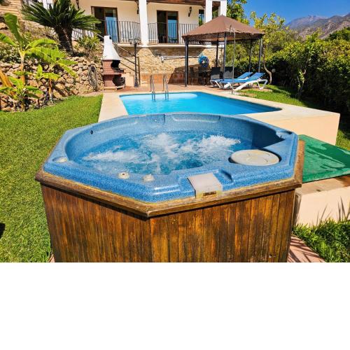 Villa Córdoba Private Pool Jacuzzi - Alojamientos La Torre