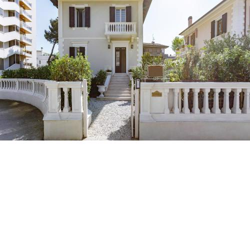 VILLA CORONA 8, Emma Villas