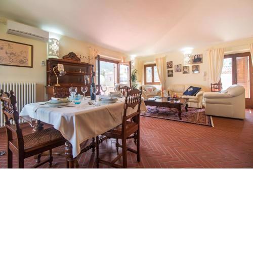 Villa Corrasi Oliena Luxury