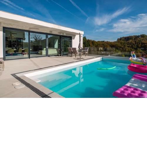 Villa Crystal