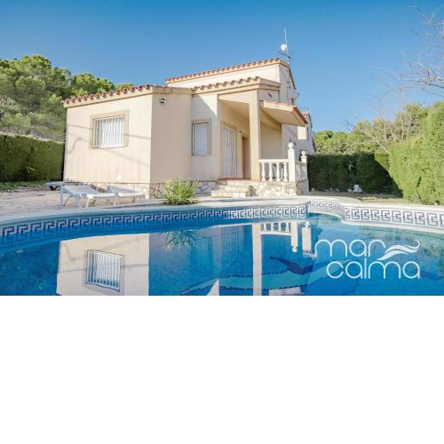 Villa Currican by Marcalma