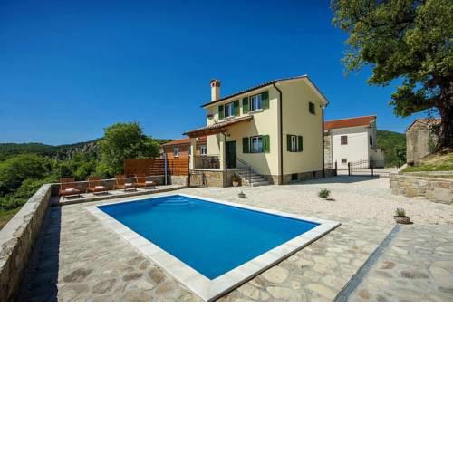 Villa Daus