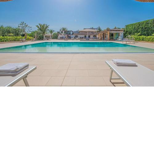 VILLA DEL GARGANO 4&2, Emma Villas