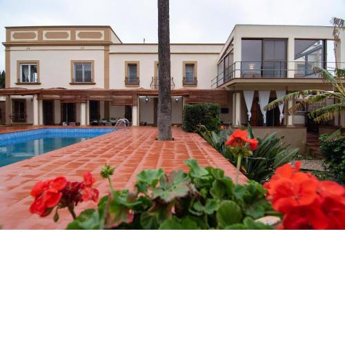 VILLA DEL RIU
