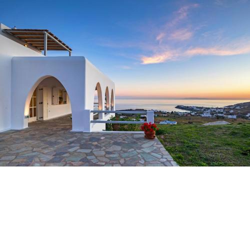 Villa Delfina, a Cycladic Gem with Stunning Sea Views!