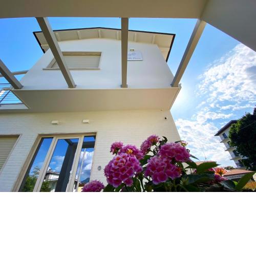 Villa Derna Marina di Pietrasanta