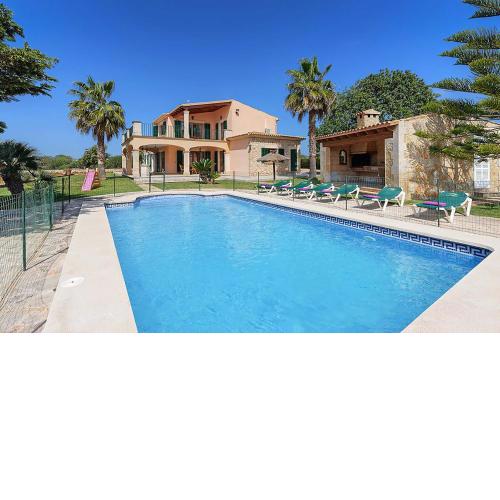 Villa Deu Quarterades