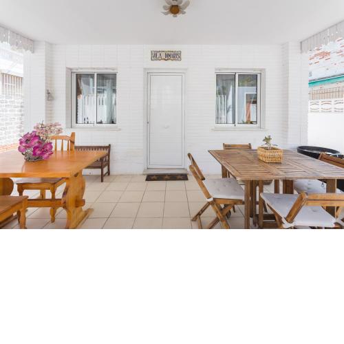 Villa Dimarts- a 100m de playa