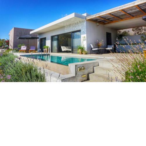 Villa Dimi private pool, sea view & 3 bedrooms
