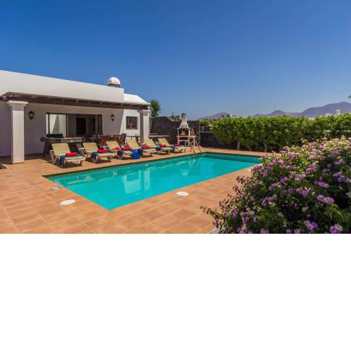 Villa Dorada by Villa Plus