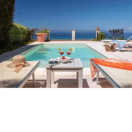 Villa d'Orlando Charme - with private pool and sea view