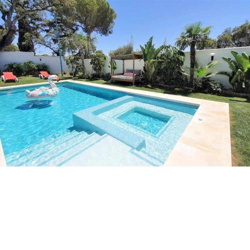 Villa Edén lujo con Piscina Jacuzzi Karaoke