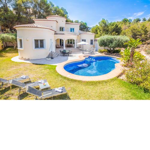 Villa El Magraner by Abahana Villas