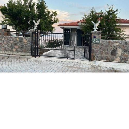 Villa Ela