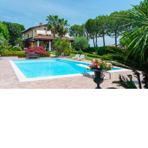 VILLA ELENA