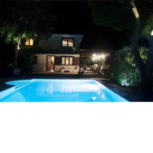 villa eleni